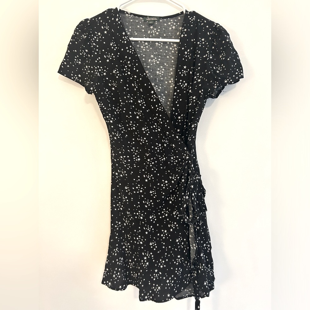 Wild Fable Womens Dress from Target! Size Xs, it is black with white stars!
